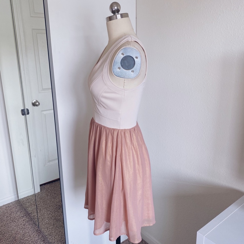 Pink‎ dress - Picture 2 of 6